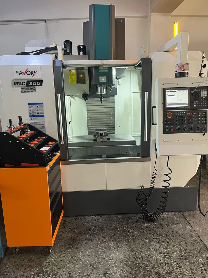 FAVORİ VMC855 ile Güçlü Tel Erezyon CNC Çözümleri Sertel Makinada
